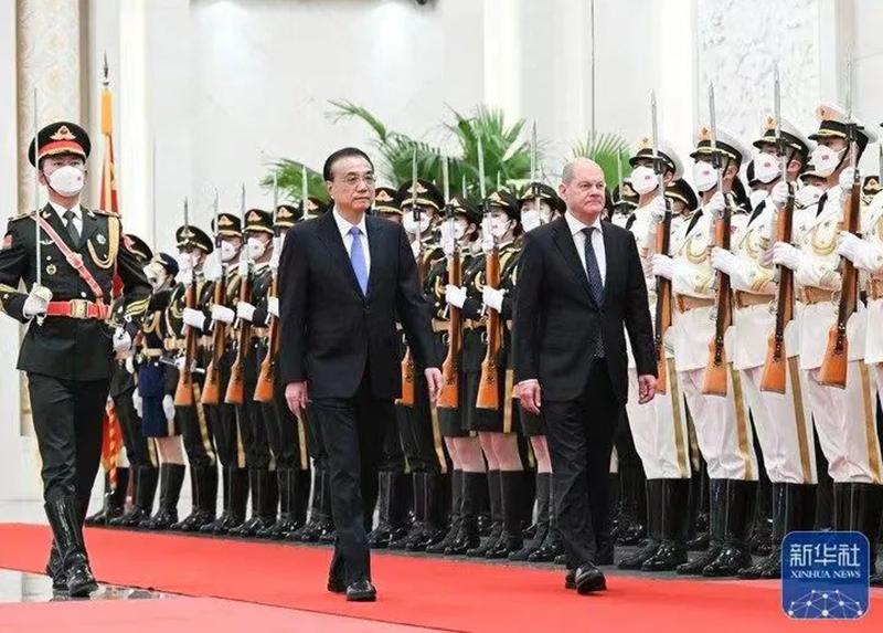 Z6·尊龙凯时股份董事长张锦红出席中德经济界代表座谈并发言