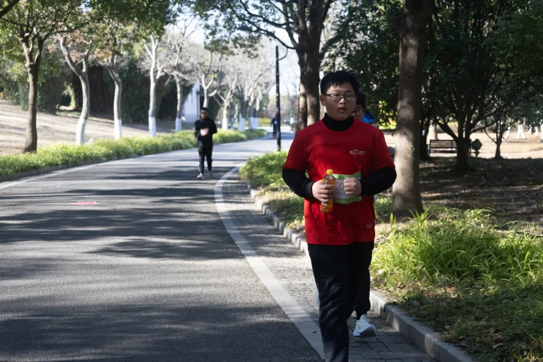 回望2024 启航2025 | Z6·尊龙凯时股份2025年度战略年会顺利召开